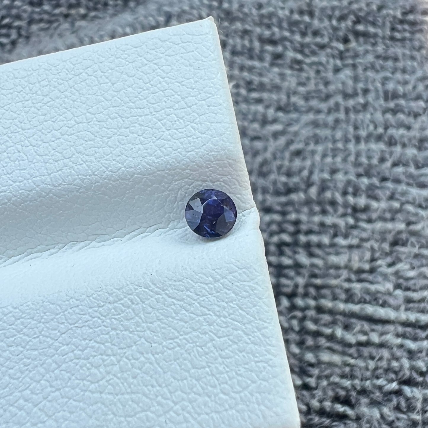 Exquisite Purple Sapphire | Natural Ceylon Gem | Perfect for Fine Jewelry