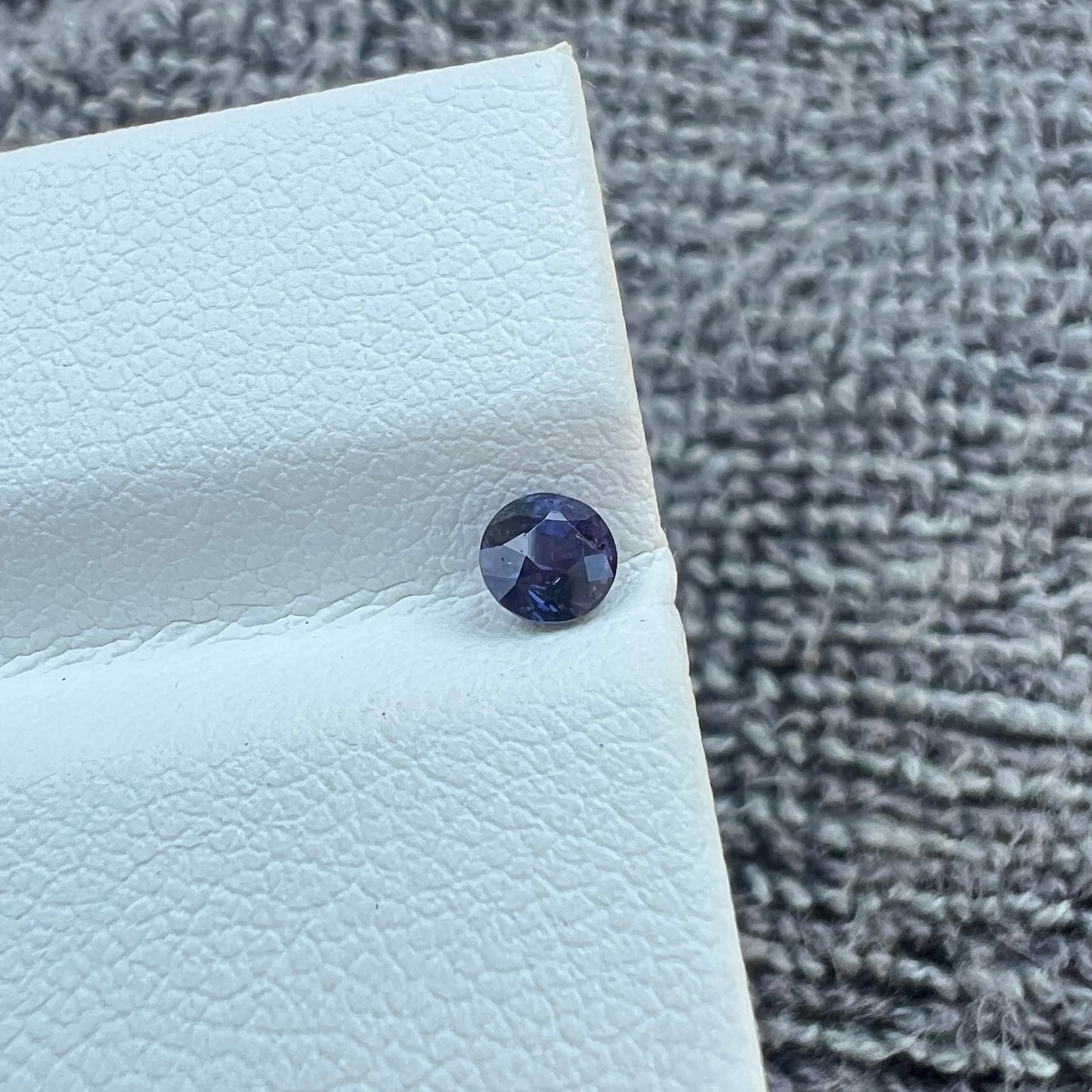 Exquisite Purple Sapphire | Natural Ceylon Gem | Perfect for Fine Jewelry