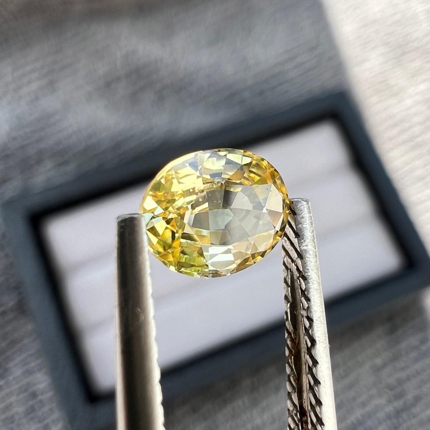 Natural yellow Sapphire Sri lanka Gemstone | check description | Good Luster